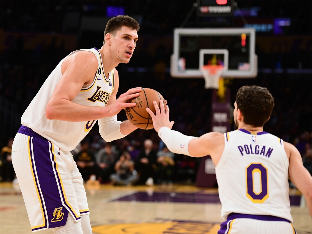 上的优势依 上的优势依